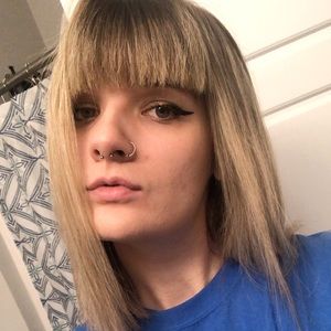 Meet your Posher, Meredith